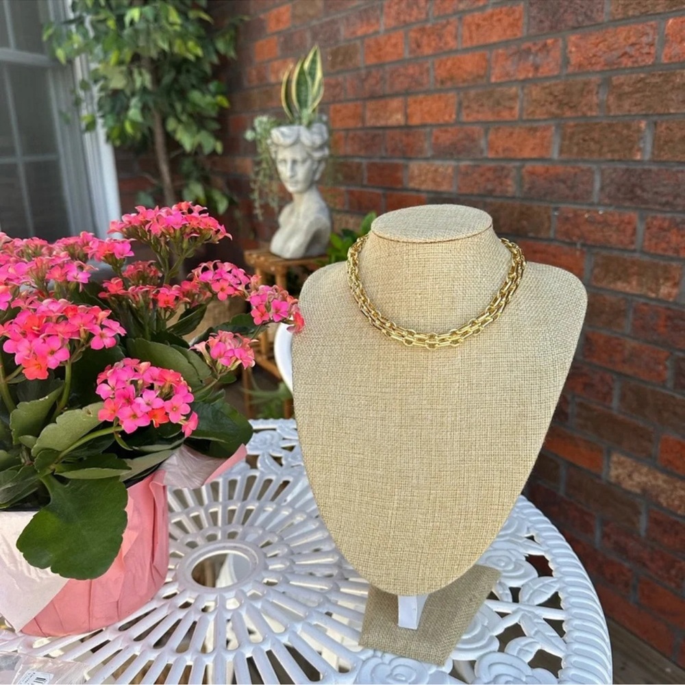 Gold Chain Necklace and bracelet Set - Picture 3 of 10